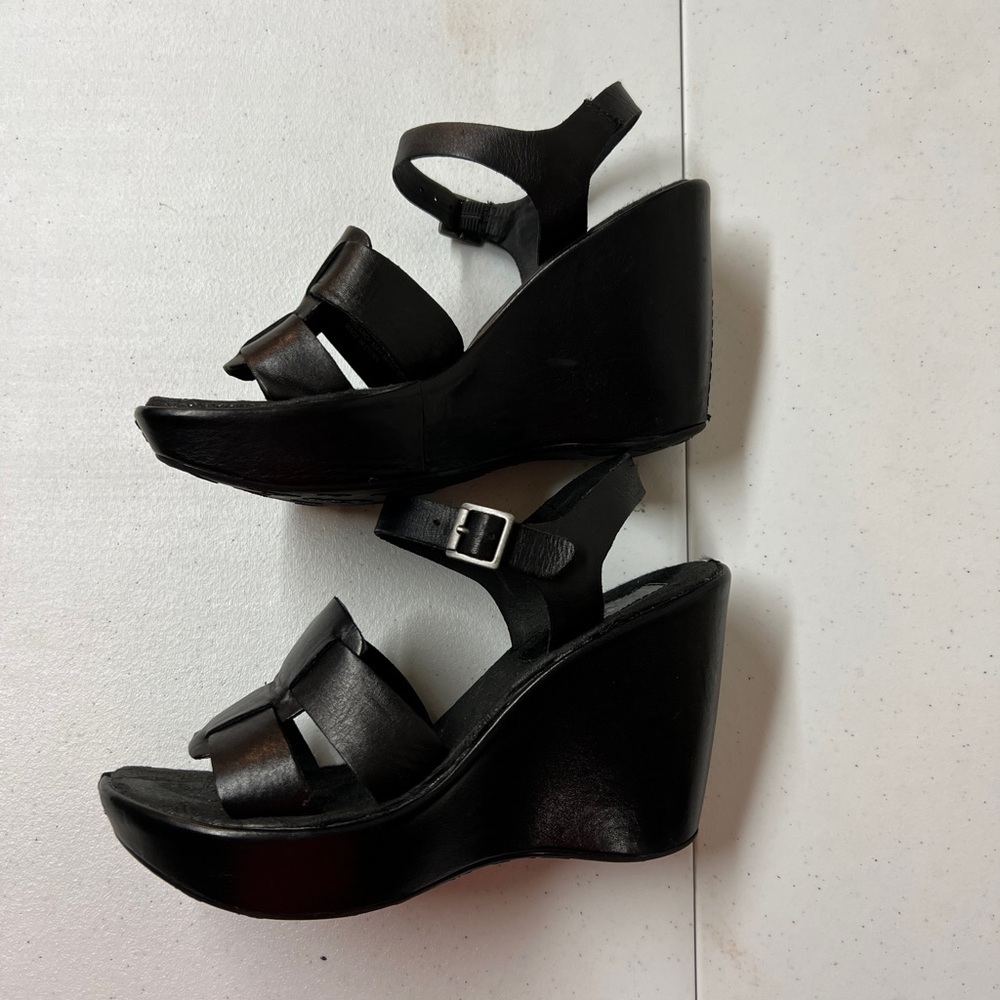 Kork-Ease Black Wedge Sandals - Picture 4 of 6